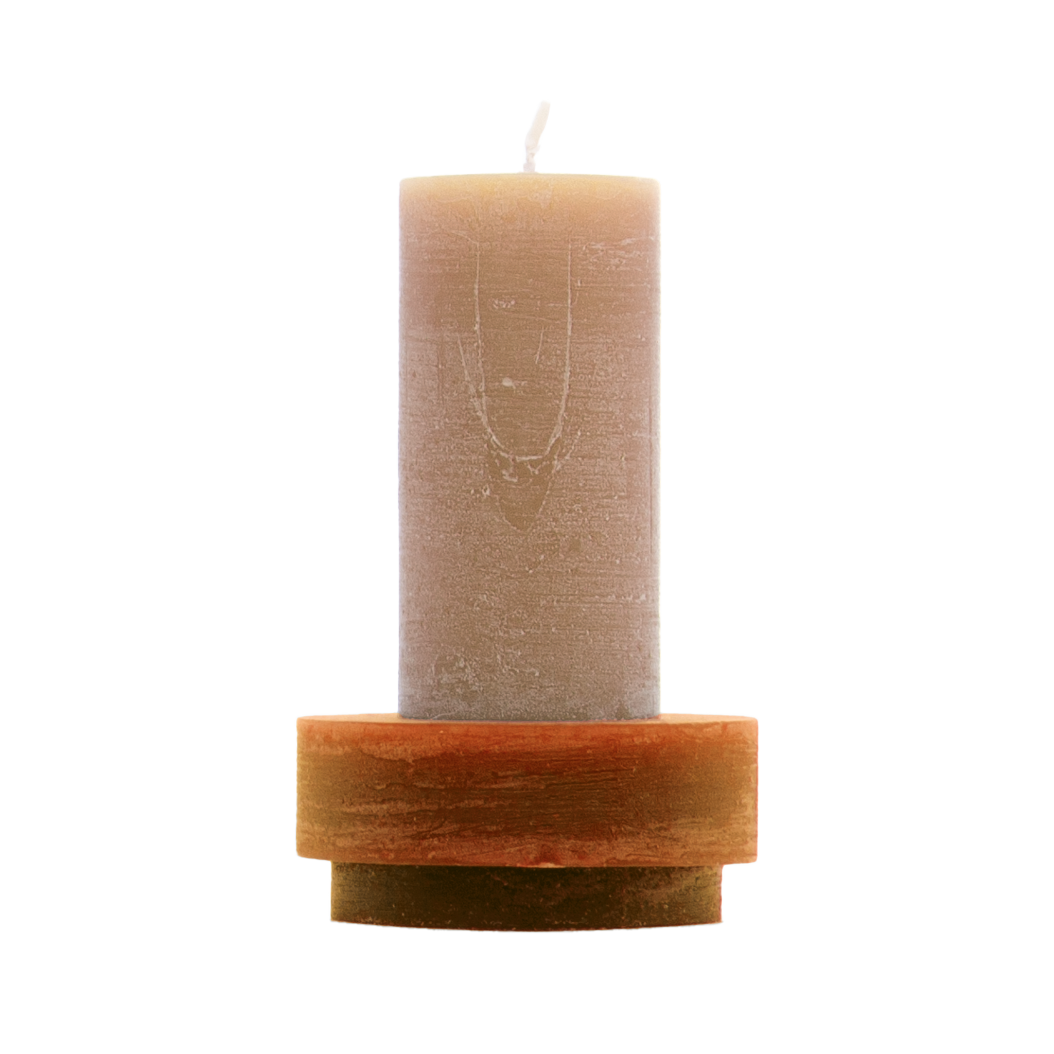 Beige kaars met bruine kaarshouder van Stan Editions. Beige candle with brown candle holder from Stan Editions.Bougie beige avec bougeoir marron des Stan Éditions Stack 01 beige; Module 1&2 Beige.